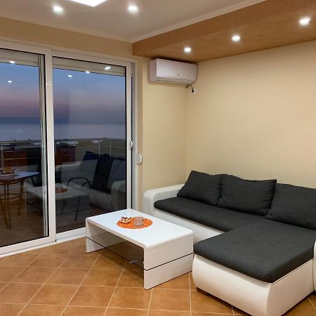 Apartman Joja Apartment Bar Bagian luar foto