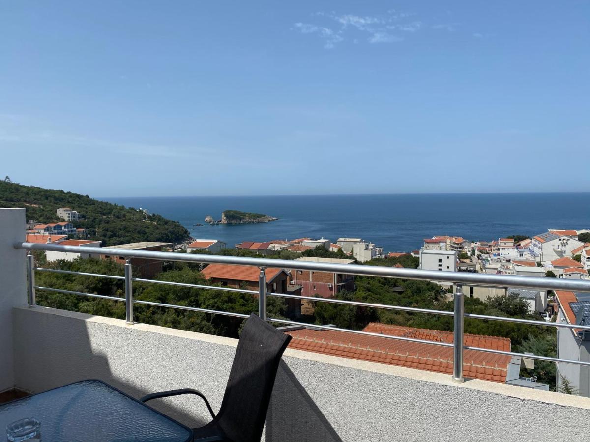 Apartman Joja Apartment Bar Bagian luar foto